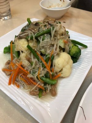 Stir fry mixed veggie at Loving Hut - Wan Chai in Hong Kong Island