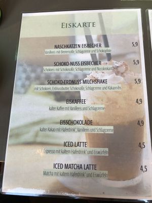 Eiskarte at Katzentempel in Regensburg