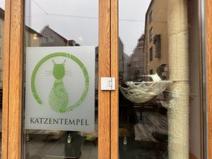 window  at Katzentempel in Regensburg