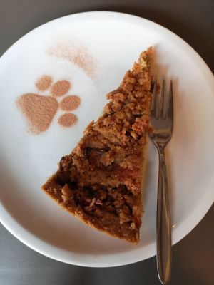Rhabarberkuchen at Katzentempel in Regensburg