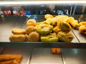 Items available at Xi De Li 西得利 - Serangoon in Northeast Singapore