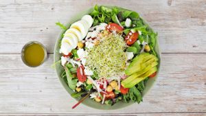 market salad at Whole Green Cafe in Delray Beach