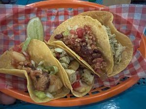4 tacos at Taco Veg in Medellin
