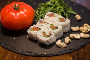 Tomato / Rucola / Cashew at Mo's Café in Hamburg