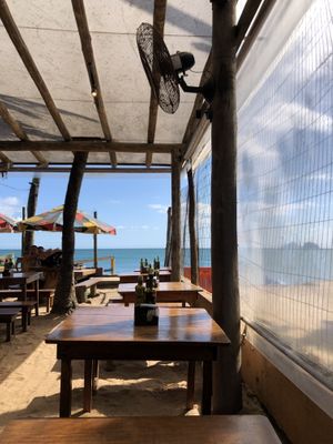 Local aberto at Sebasthiana in Boicucanga