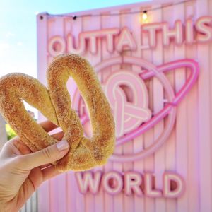 Cinnamon at Pretzel in Hillarys