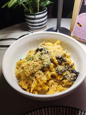 Mac and cheese at The Hungry Tapir in Kuala Lumpur
