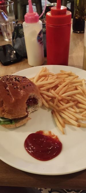 Beyond burger and french fries at Cafe del Sol in Koh Tao