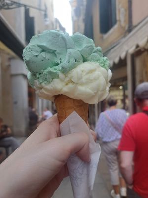 Vegan Mint Choc Chip and Banana ice cream at Amorino in Venice