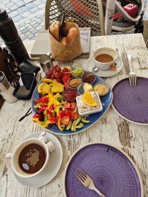 Veganes Frühstück ( Kaffee extra) at Vivo in Wangen Im Allgaeu