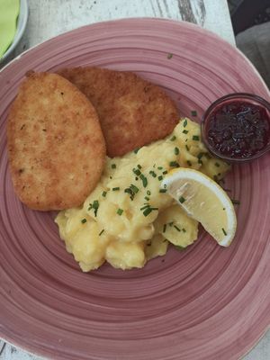 Veganes Schnitzel at Vivo in Wangen Im Allgaeu