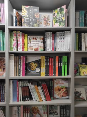 Books on vegan recipes at VEGA-LIFE in Amsterdam