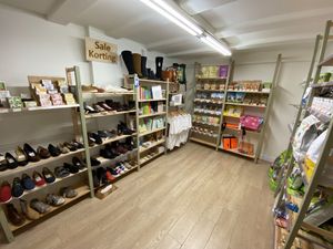 Shoes, food for pets and more at VEGA-LIFE in Amsterdam