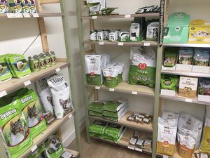 Pet food at VEGA-LIFE in Amsterdam