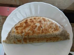 Empanada at Prana Veggie in Quito