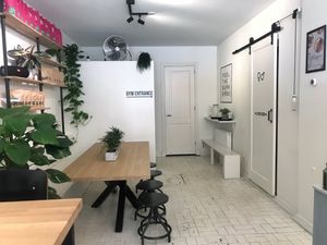 Inside at JuiceBrothers - Heemstedestraat in Amsterdam