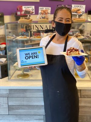 Family owned small business  at Cinnaholic in Schaumburg