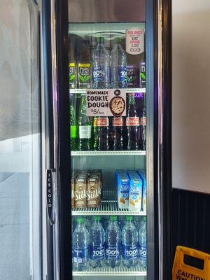 Drinks to go with caps, no spilling in the car at Cinnaholic in Schaumburg