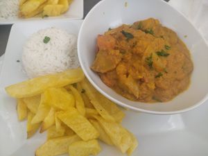 Veggie curry at Fat Cats Bar in Albufeira