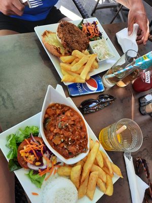 Chili and the burger  at Fat Cats Bar in Albufeira