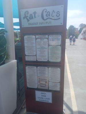  at Fat Cats Bar in Albufeira