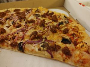  at Pizzeria Halt in Modesto