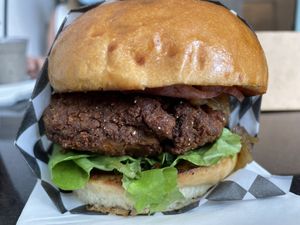 La Lulu Chick'n Sandwich at Malibu's Burgers in Oakland