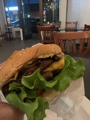 $20.50 Ghost town double burger at Malibu's Burgers in Oakland