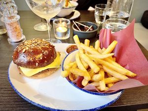 Jackfruit burger at Wulf & Lamb Marylebone in London