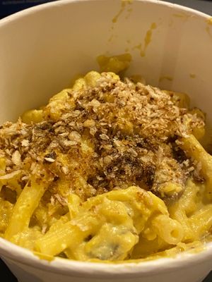 Vegan truffle Mac n cheese pot at Wulf & Lamb Marylebone in London
