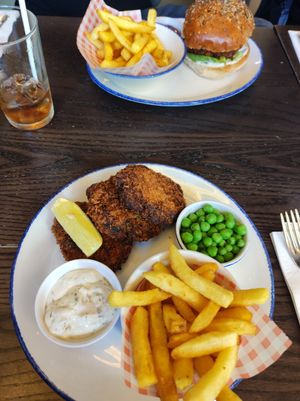Banana blossom "fish" cakes, tartare sauce at Wulf & Lamb Marylebone in London