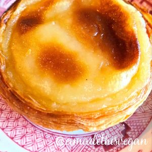 Flaky crust at VeganNata - Campo de Ourique in Lisbon