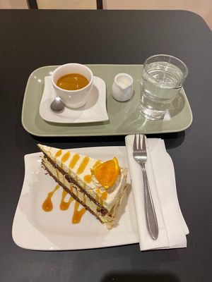  at Vegan Loving Hut Neubau in Vienna