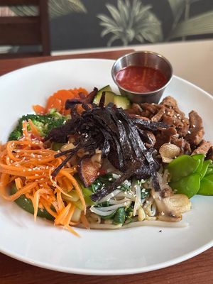 Mount Shasta at Vegan Loving Hut Neubau in Vienna