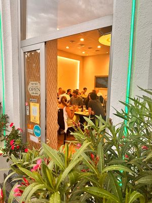 entrance at Vegan Loving Hut Neubau in Vienna