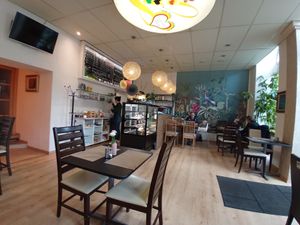 Lokal at Vegan Loving Hut Neubau in Vienna