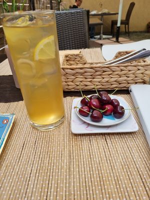 home made lemon iced tea at Vegan Loving Hut Neubau in Vienna