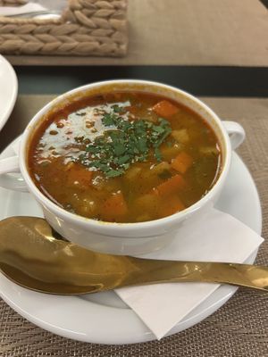 
Gulaschsuppe 6,50€
  at Vegan Loving Hut Neubau in Vienna