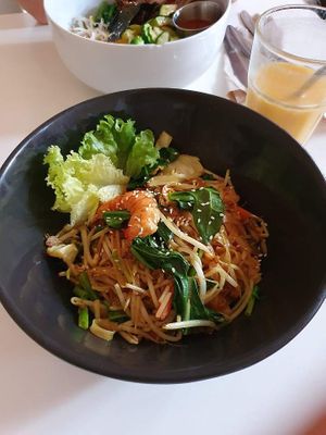 Shanghai noodles  at Vegan Loving Hut Neubau in Vienna