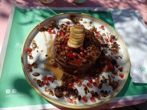 Healthy pancake at Brunch Republic in Venice