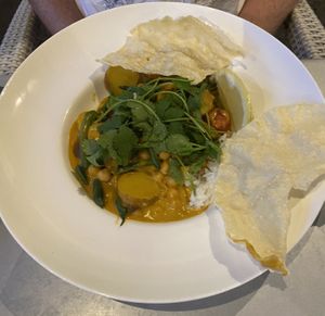 Chickpea saffron curry  at Dundee's in Cairns