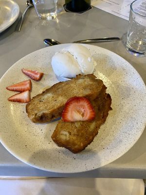 Vegan banana and carrot loaf at Dundee's in Cairns