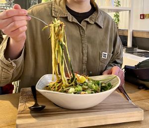 Vegan peanut zoodles  at Kulturschranne in Dachau