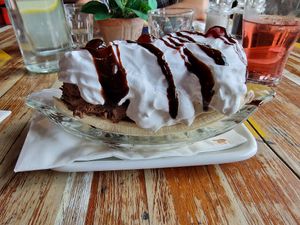Vegan banana and PB sundae at Farmhouse Bistro in Harrogate