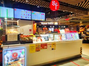 Stall side at SF Fruits & Juices - Clementi Mall in West Singapore