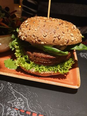 Vegan burger at Peter Pane - Pasing in Munich