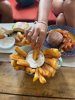  at Island Sisters in Weligama