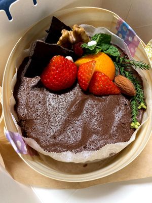 Chocolate cake at LIGHTS Vegan Team in Fukuoka