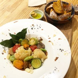 蔬生計畫 // 預約用餐 at Nä Yě 娜野 in Tainan