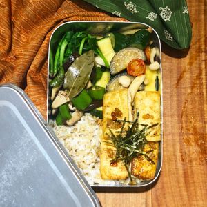 Lunchbox take out  at Nä Yě 娜野 in Tainan